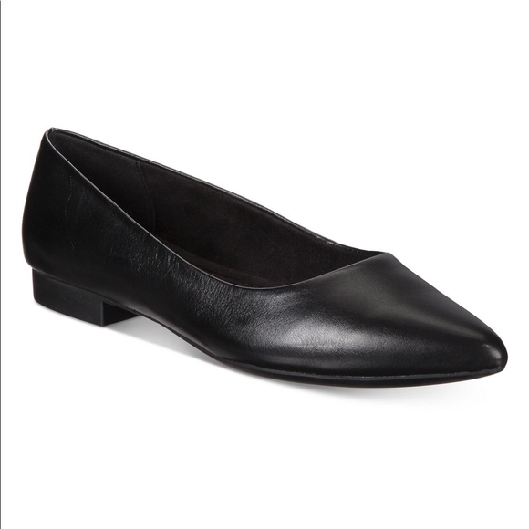 Bella Vita Shoes - Bella Vita Vivien Women's Slip On Black leather